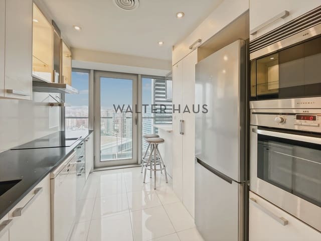 3 soveværelse Lejlighed til leje i Diagonal Mar i El Front Marítim del Poblenou, Barcelona by - € 5.000 (Ref: 8762408)