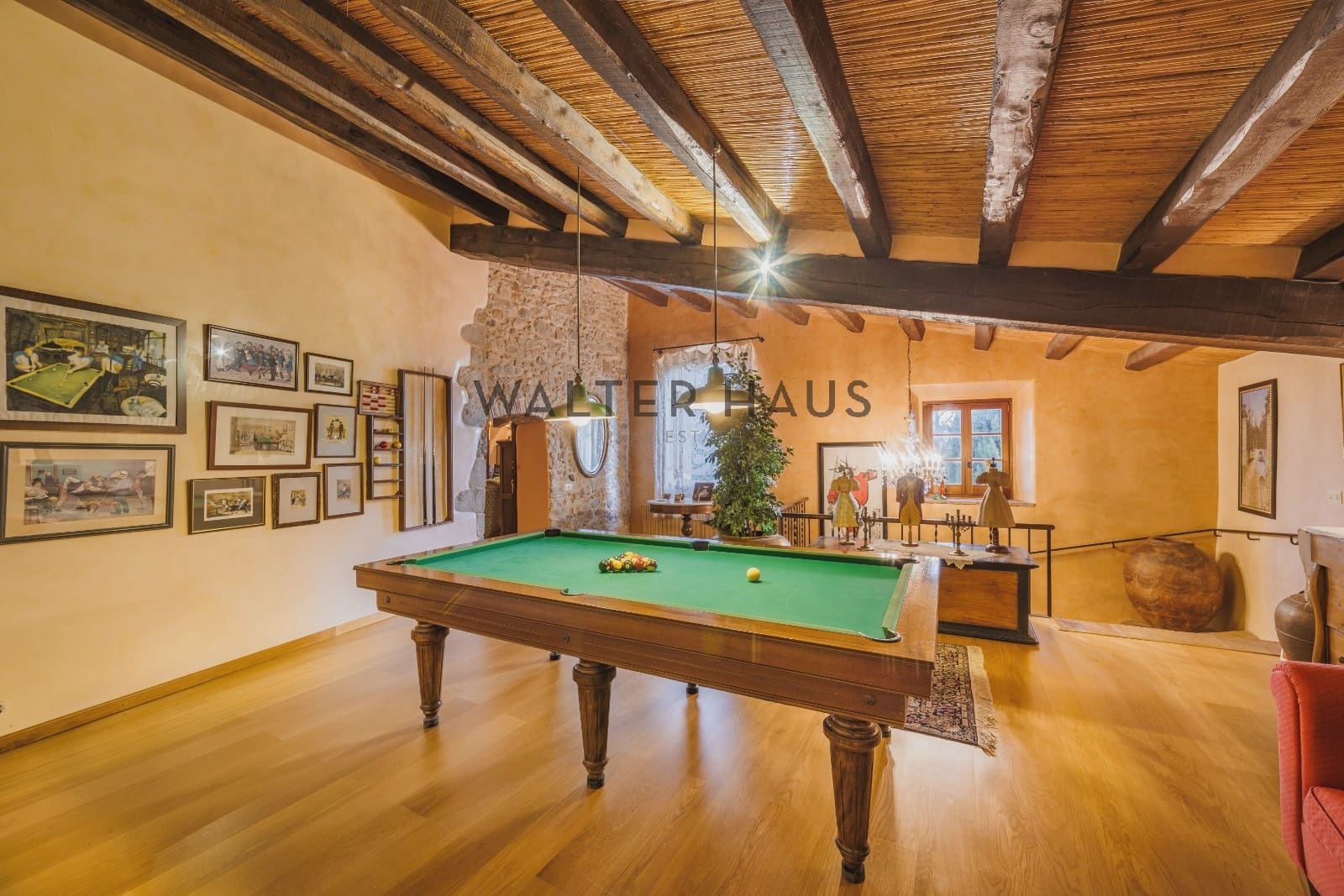 7 bedroom Villa for sale in Corca with pool - € 3,200,000 (Ref: 8762409)