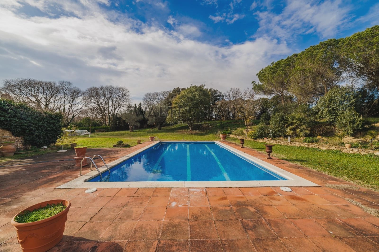 7 bedroom Villa for sale in Corca with pool - € 3,200,000 (Ref: 8762409)