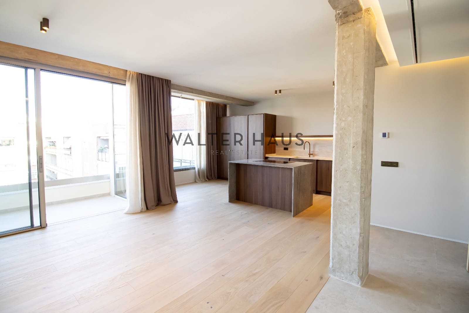 2 soveværelse Lejlighed til salg i Madrid by - € 1.260.000 (Ref: 8790219)