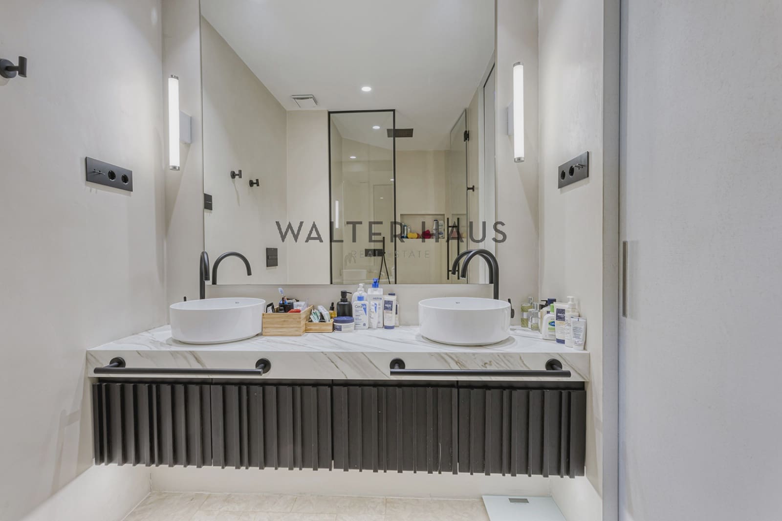 3 quarto Penthouse para venda em Barcelona cidade - 1 590 000 € (Ref: 8796837)