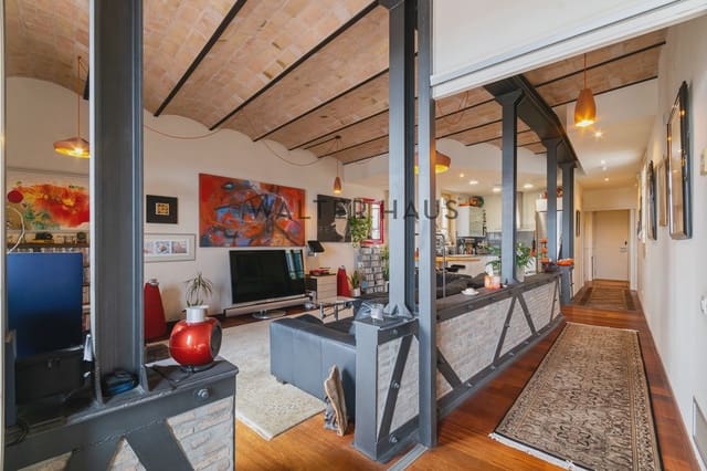 2 bedroom Penthouse for sale in El Barri Gòtic, Barcelona city - € 1,580,000 (Ref: 8807319)