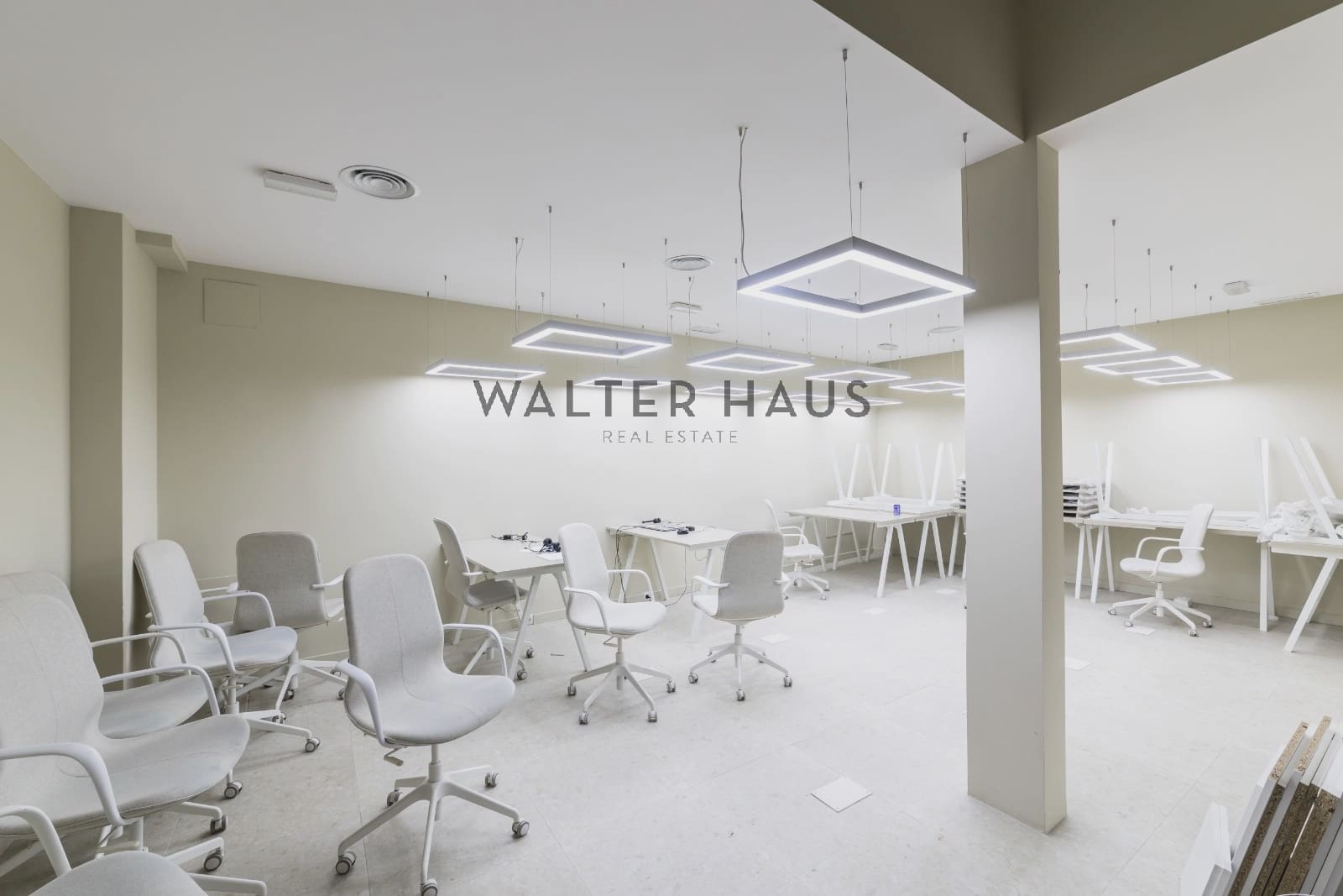 Kontor til salg i Madrid by med swimmingpool - € 1.600.000 (Ref: 8816471)