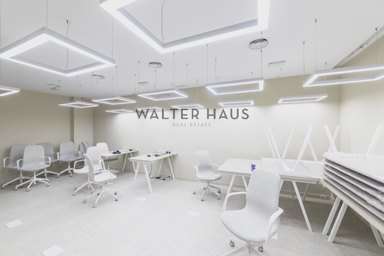 Kontor til salg i Madrid by med swimmingpool - € 1.600.000 (Ref: 8816471)