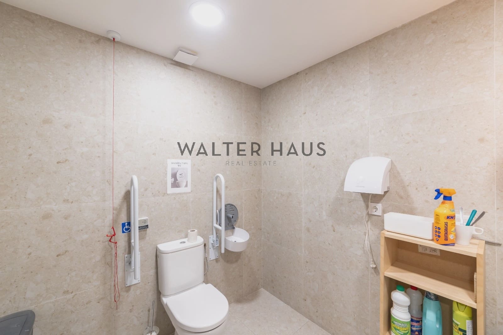 Kontor til salg i Madrid by med swimmingpool - € 1.600.000 (Ref: 8816471)