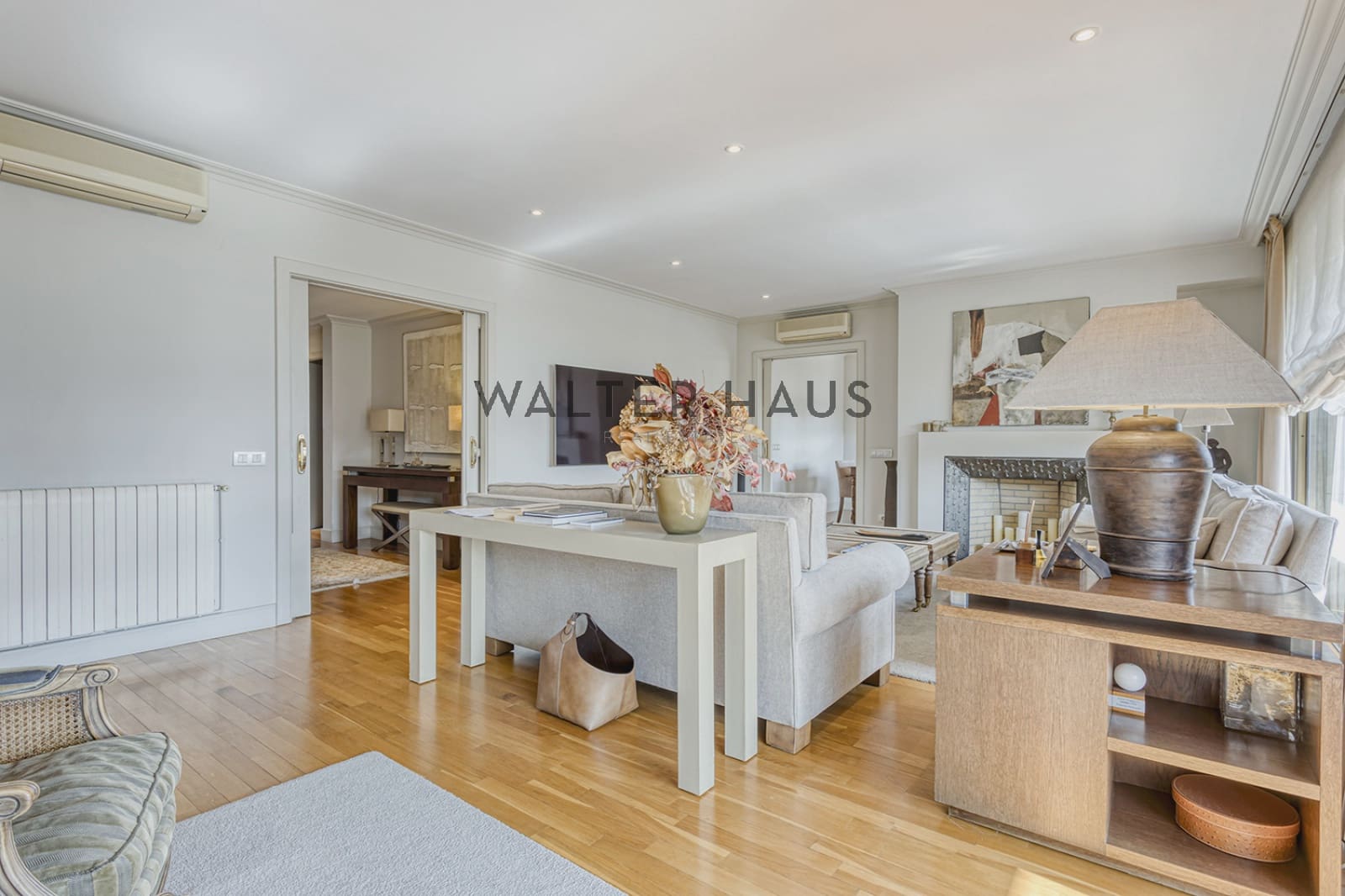 4 soveværelse Lejlighed til salg i Barcelona by med swimmingpool - € 2.500.000 (Ref: 8829927)