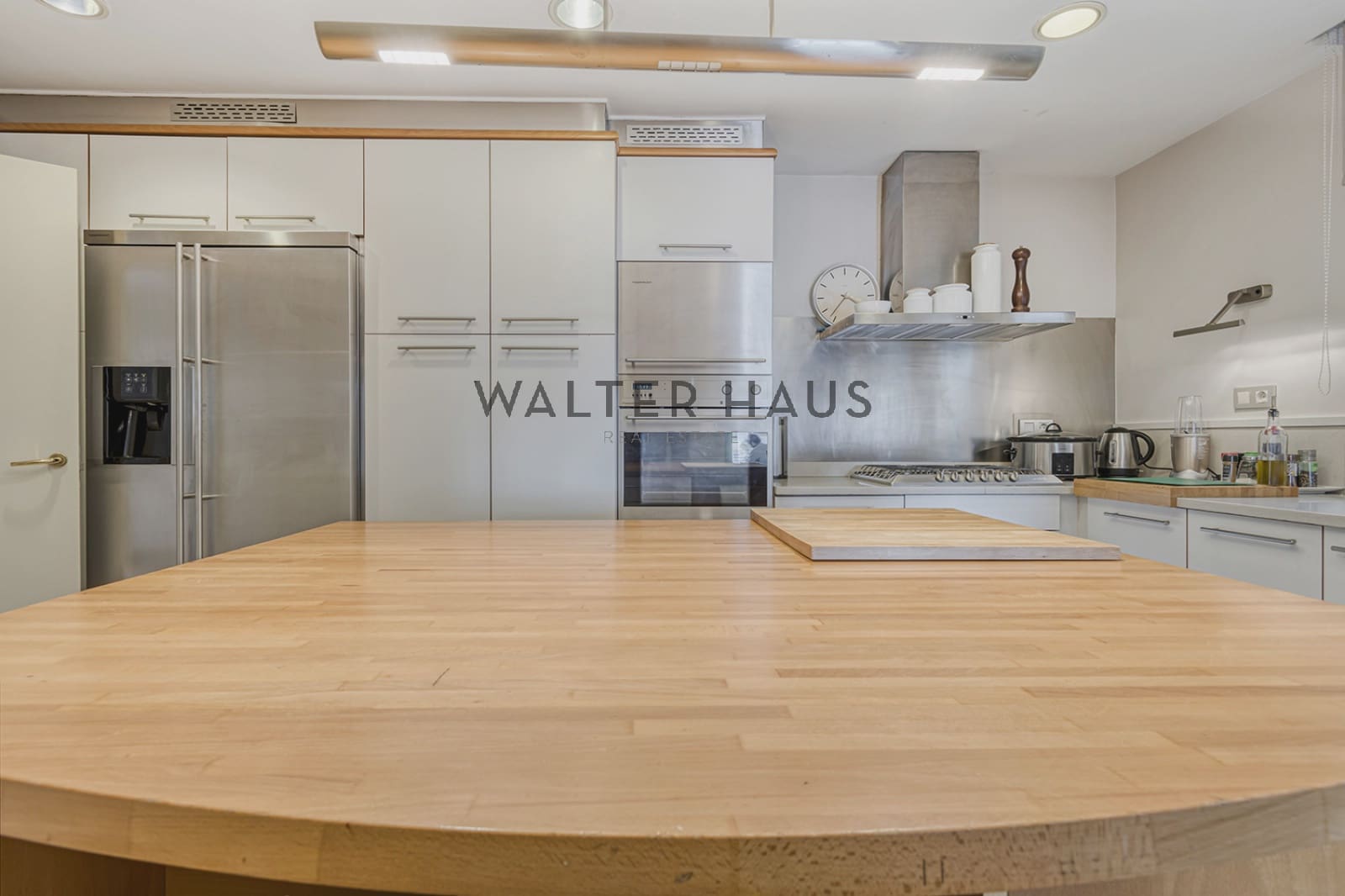 4 soveværelse Lejlighed til salg i Barcelona by med swimmingpool - € 2.500.000 (Ref: 8829927)