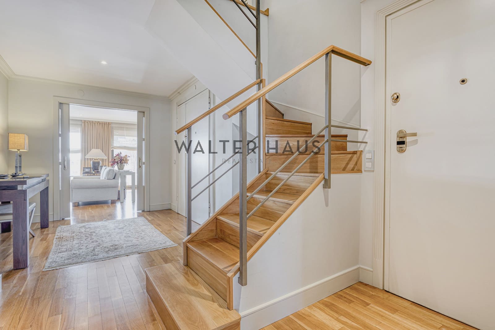 4 soveværelse Lejlighed til salg i Barcelona by med swimmingpool - € 2.500.000 (Ref: 8829927)