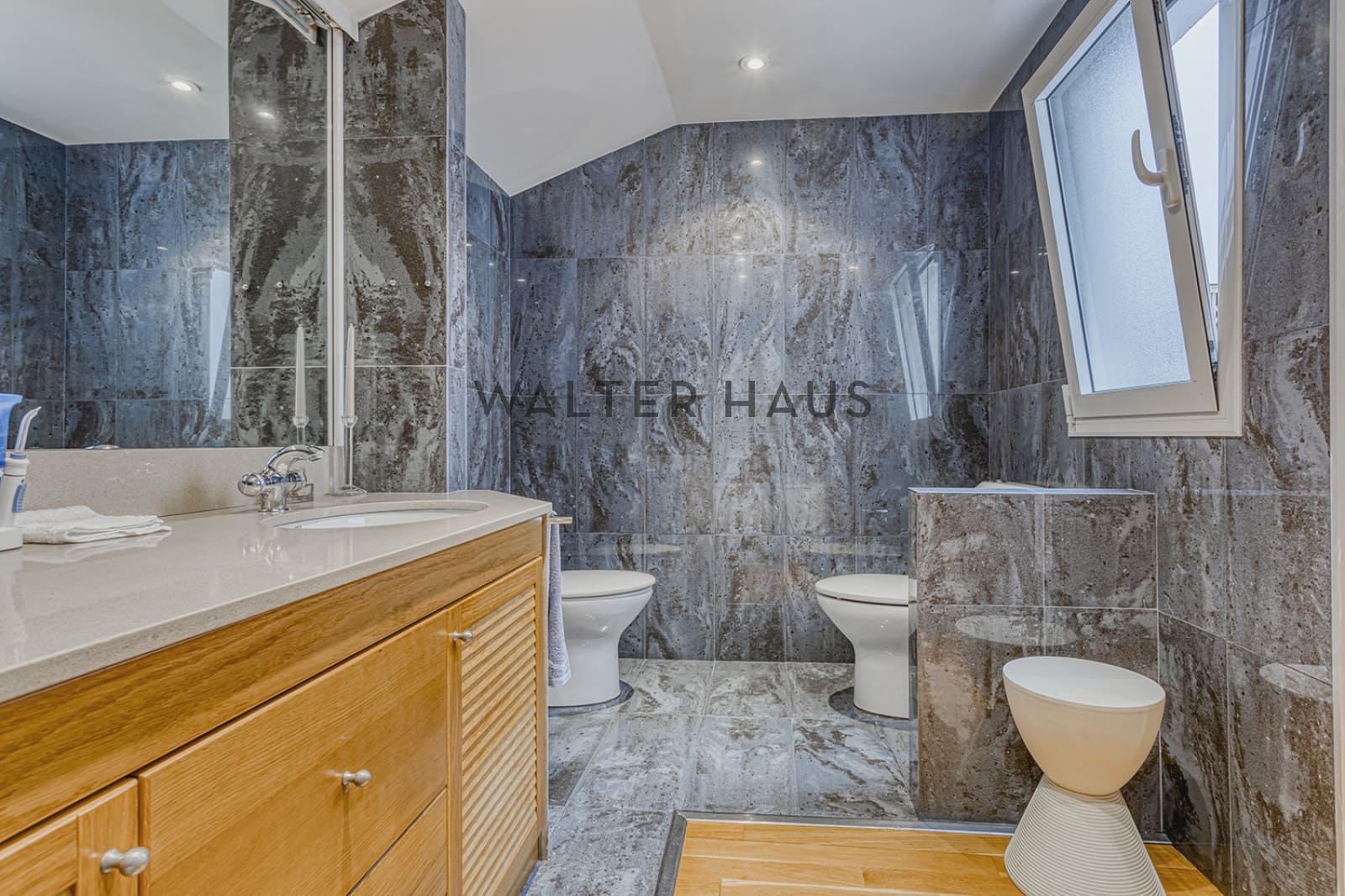 4 soveværelse Lejlighed til salg i Barcelona by med swimmingpool - € 2.500.000 (Ref: 8829927)