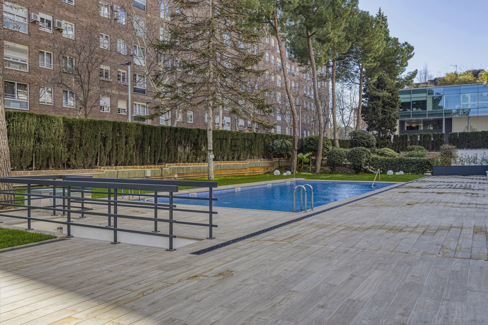 4 soveværelse Lejlighed til salg i Barcelona by med swimmingpool - € 2.500.000 (Ref: 8829927)