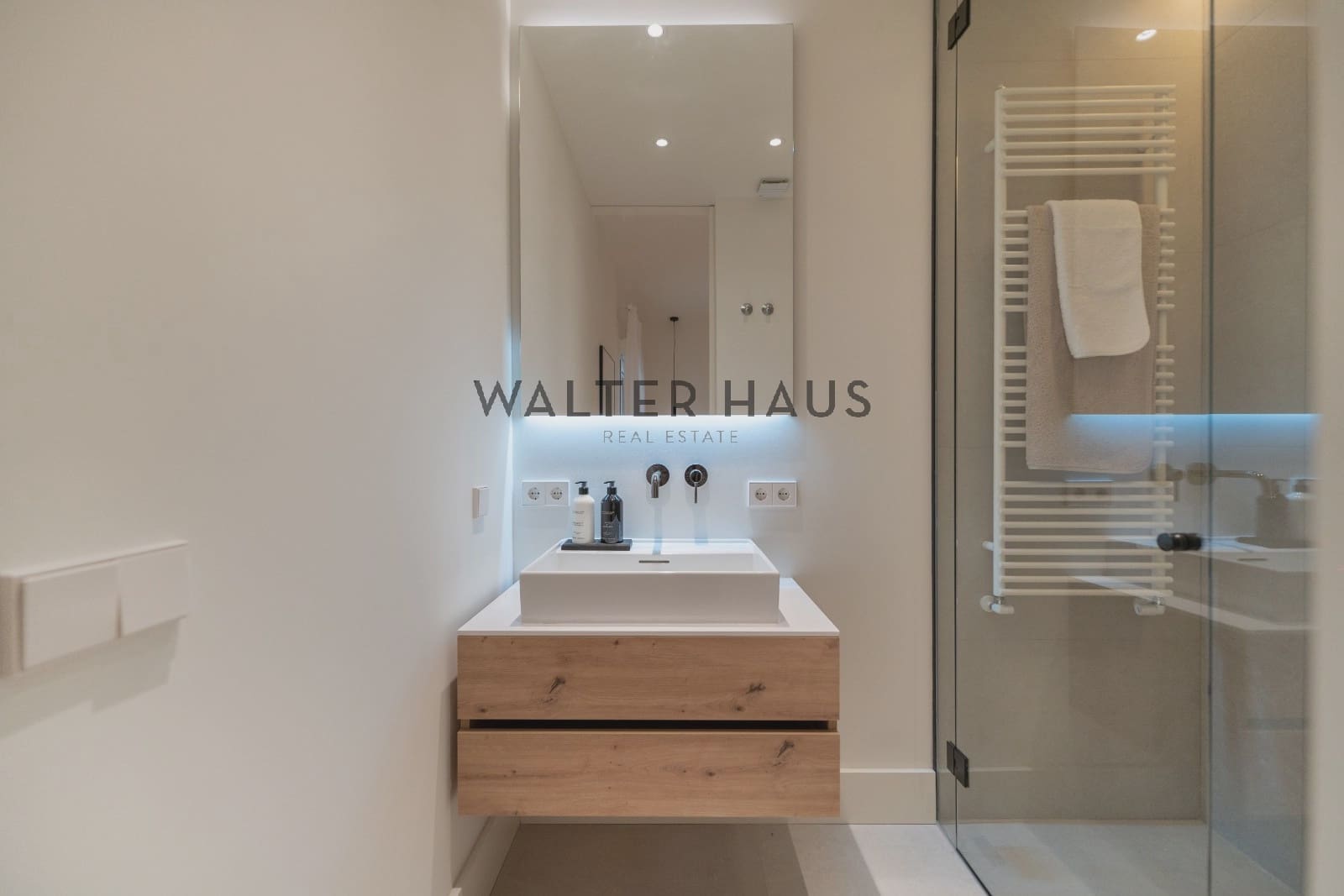 4 soveværelse Lejlighed til salg i Madrid by - € 5.100.000 (Ref: 8835528)