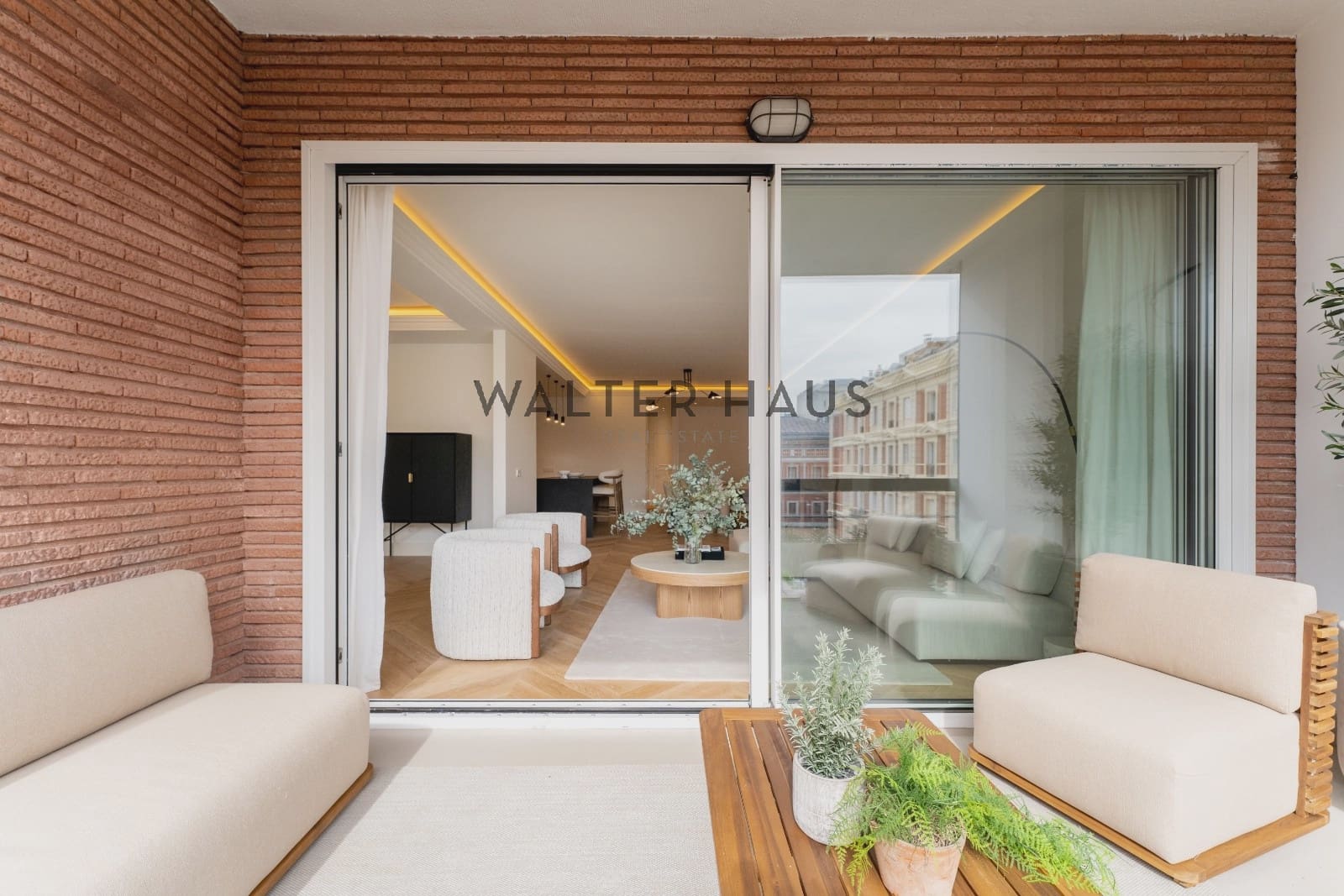 4 soveværelse Lejlighed til salg i Madrid by - € 5.100.000 (Ref: 8835528)