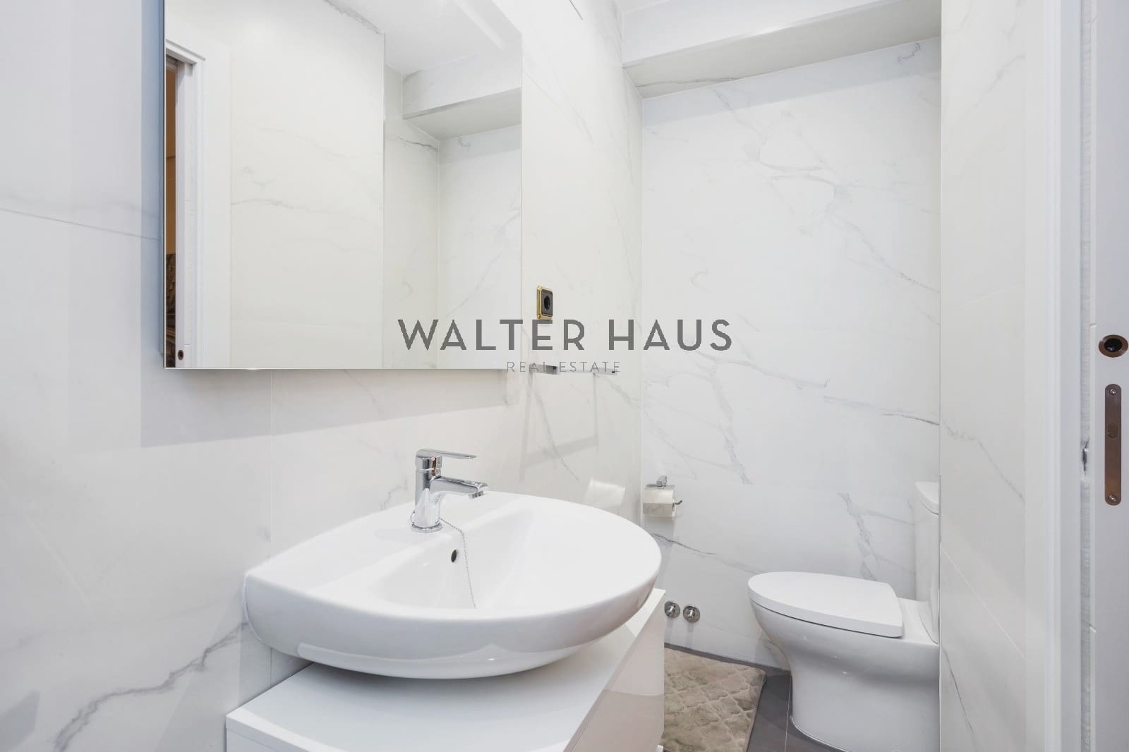 3 soveværelse Lejlighed til salg i Madrid by - € 850.000 (Ref: 8866550)