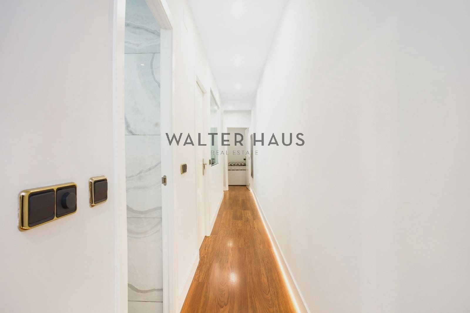 3 soveværelse Lejlighed til salg i Madrid by - € 850.000 (Ref: 8866550)