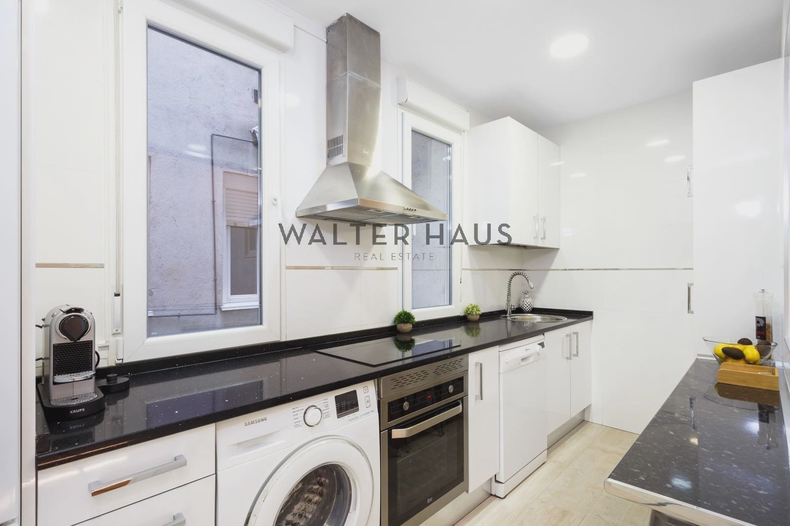 3 soveværelse Lejlighed til salg i Madrid by - € 850.000 (Ref: 8866550)