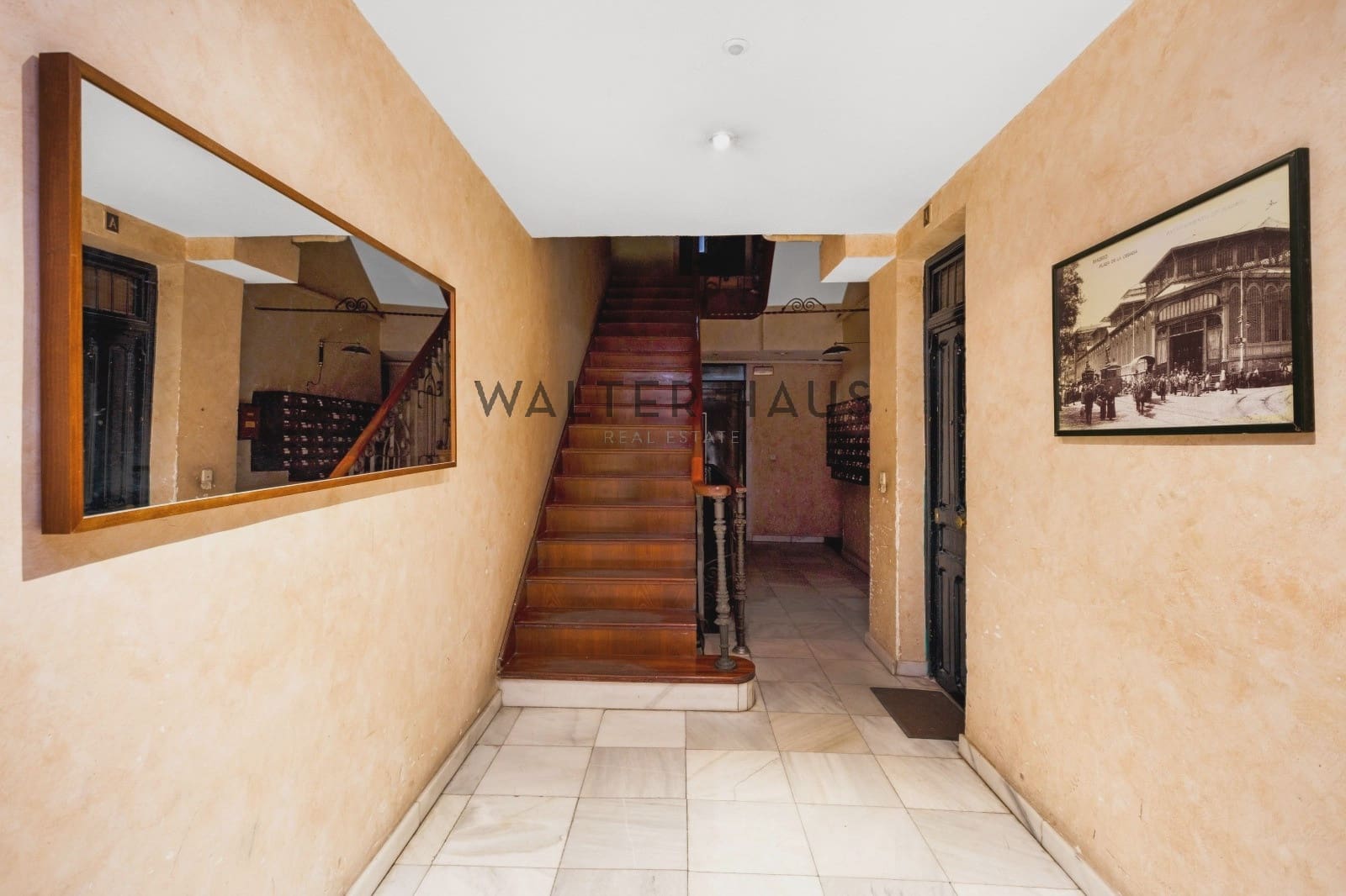 3 soveværelse Lejlighed til salg i Madrid by - € 850.000 (Ref: 8866550)