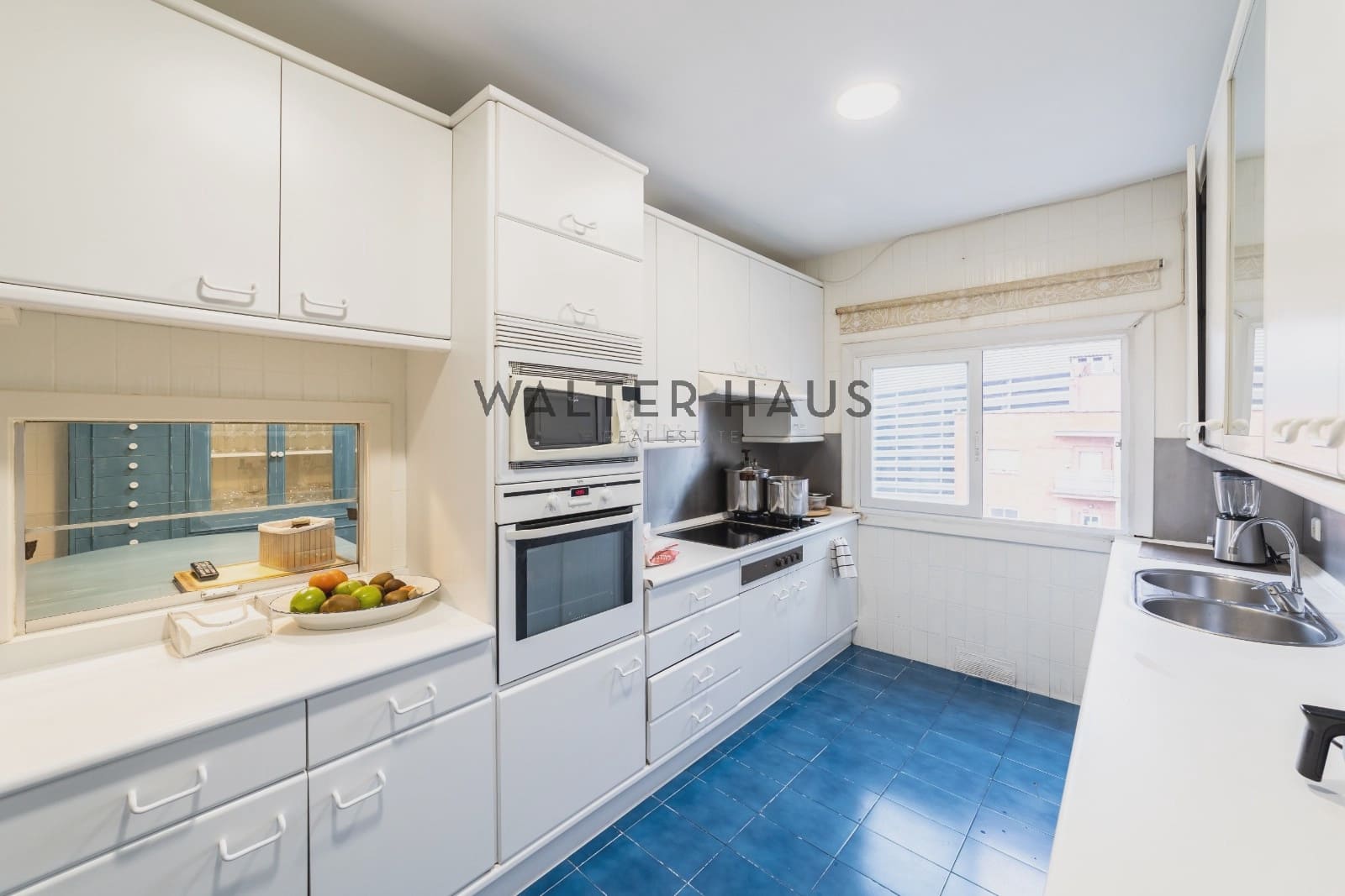 5 bedroom Apartment for sale in Madrid city - € 3,375,000 (Ref: 8880573)