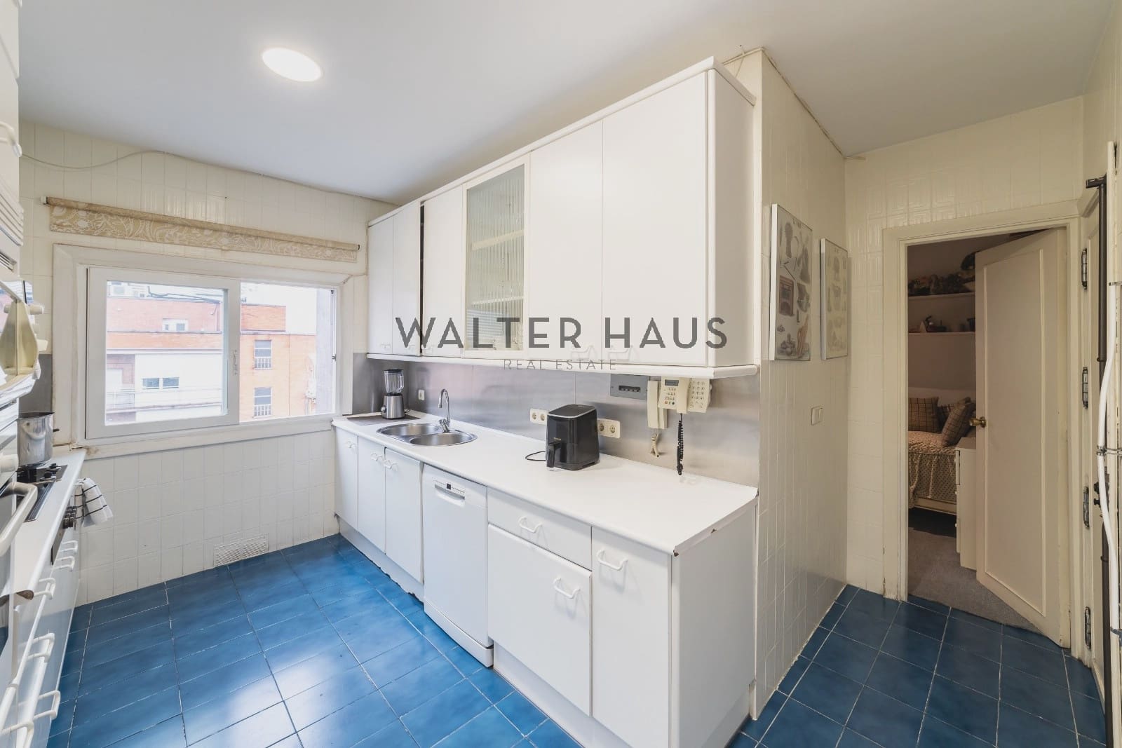 5 bedroom Apartment for sale in Madrid city - € 3,375,000 (Ref: 8880573)