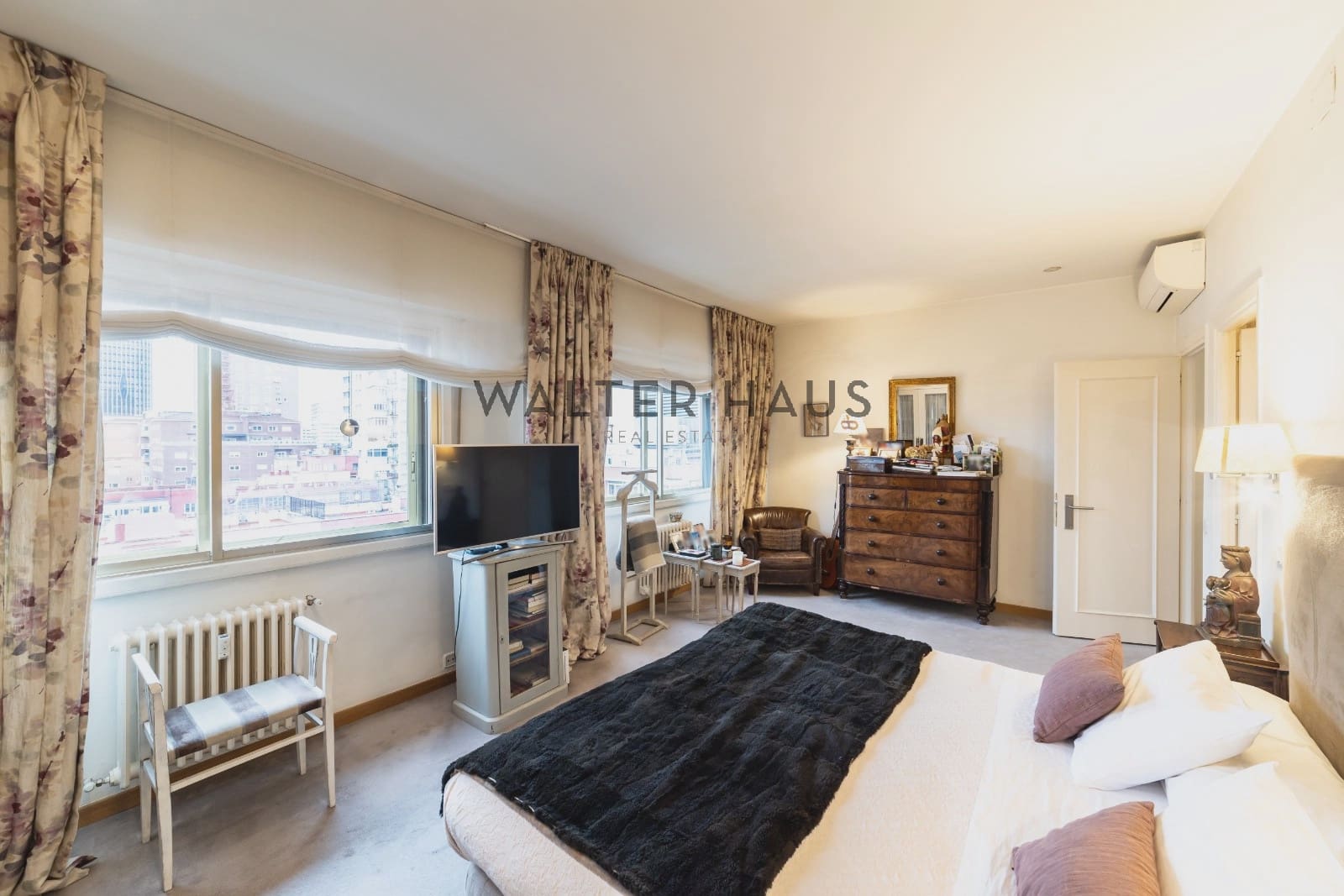 5 bedroom Apartment for sale in Madrid city - € 3,375,000 (Ref: 8880573)