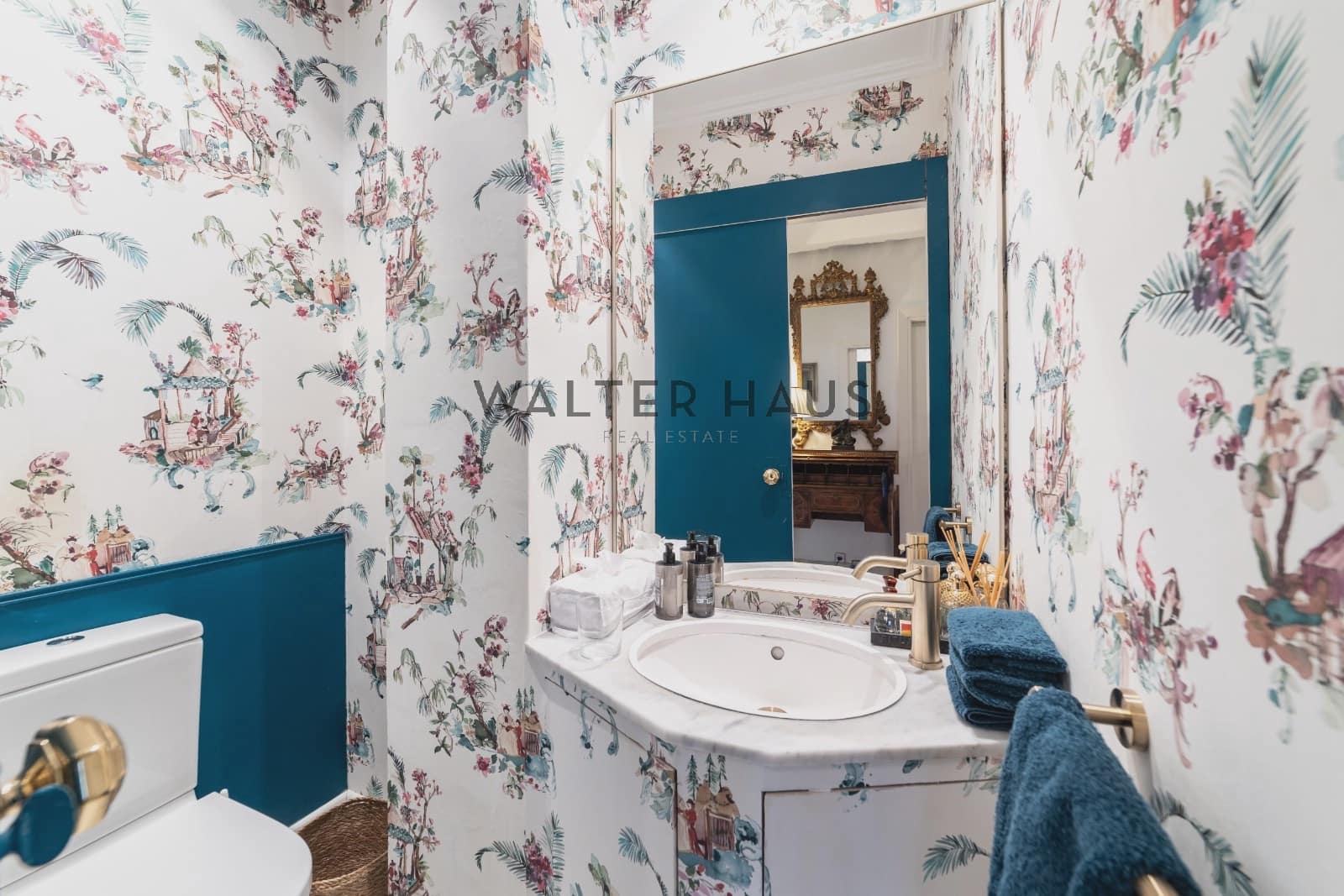 5 bedroom Apartment for sale in Madrid city - € 3,375,000 (Ref: 8880573)