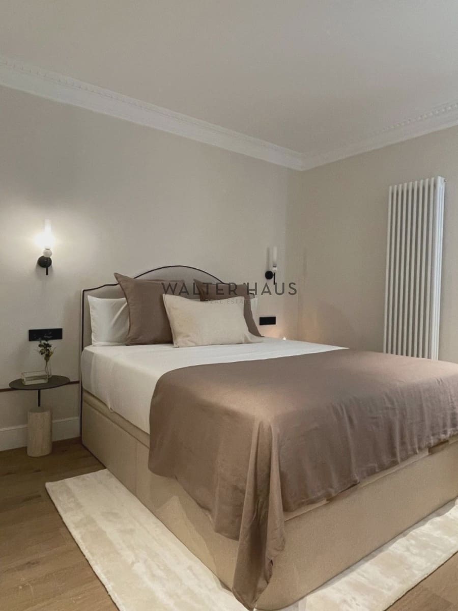 4 slaapkamer Flat te koop in Madrid stad - € 3.900.000 (Ref: 8880575)