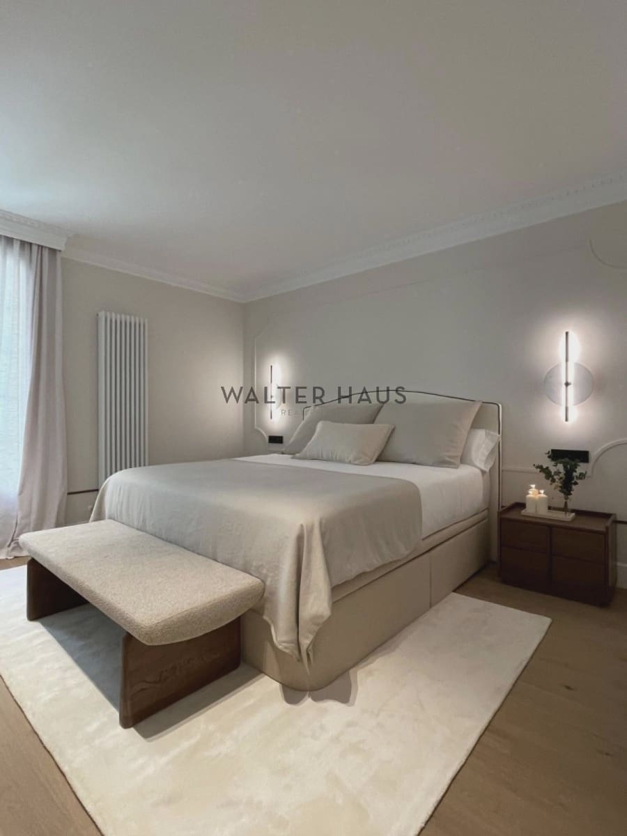 4 slaapkamer Flat te koop in Madrid stad - € 3.900.000 (Ref: 8880575)