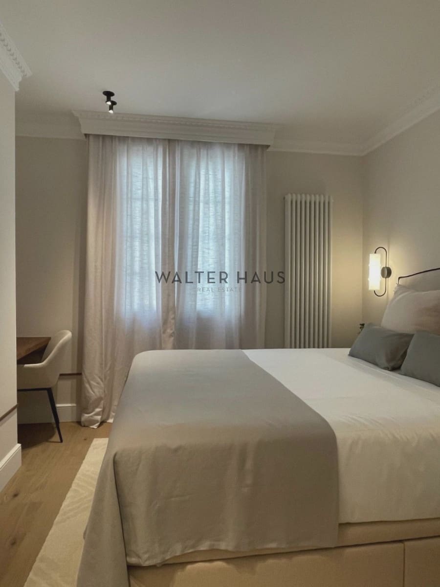 4 slaapkamer Flat te koop in Madrid stad - € 3.900.000 (Ref: 8880575)