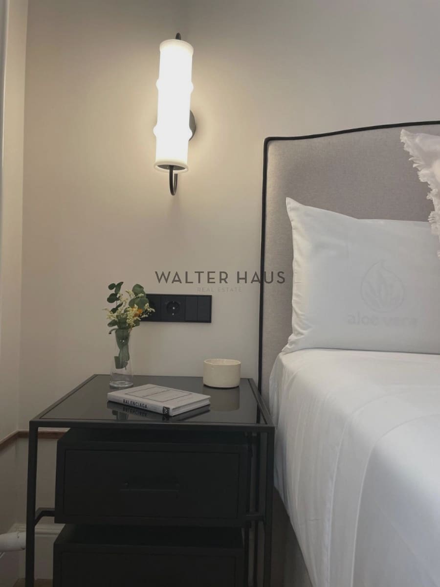 4 slaapkamer Flat te koop in Madrid stad - € 3.900.000 (Ref: 8880575)