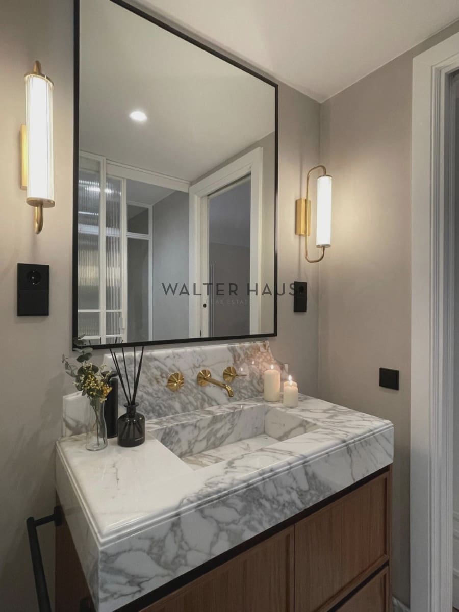 4 slaapkamer Flat te koop in Madrid stad - € 3.900.000 (Ref: 8880575)