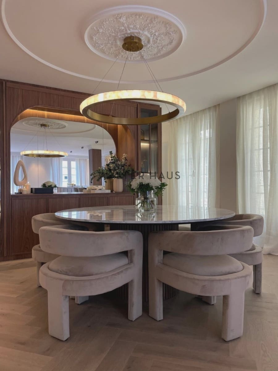 4 slaapkamer Flat te koop in Madrid stad - € 3.900.000 (Ref: 8880575)