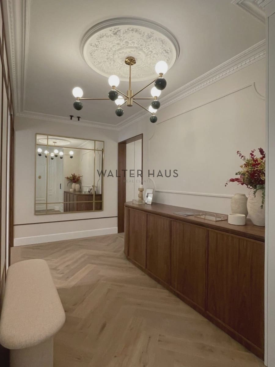 4 slaapkamer Flat te koop in Madrid stad - € 3.900.000 (Ref: 8880575)