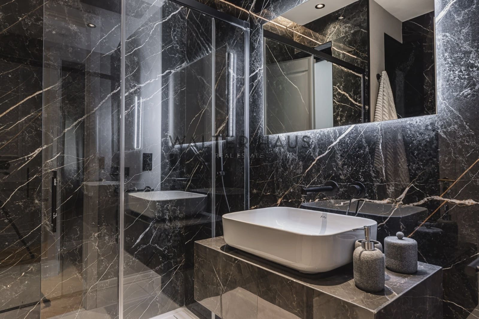 3 sovrum Lägenhet till salu i Madrid stad - 3 700 000 € (Ref: 8891956)