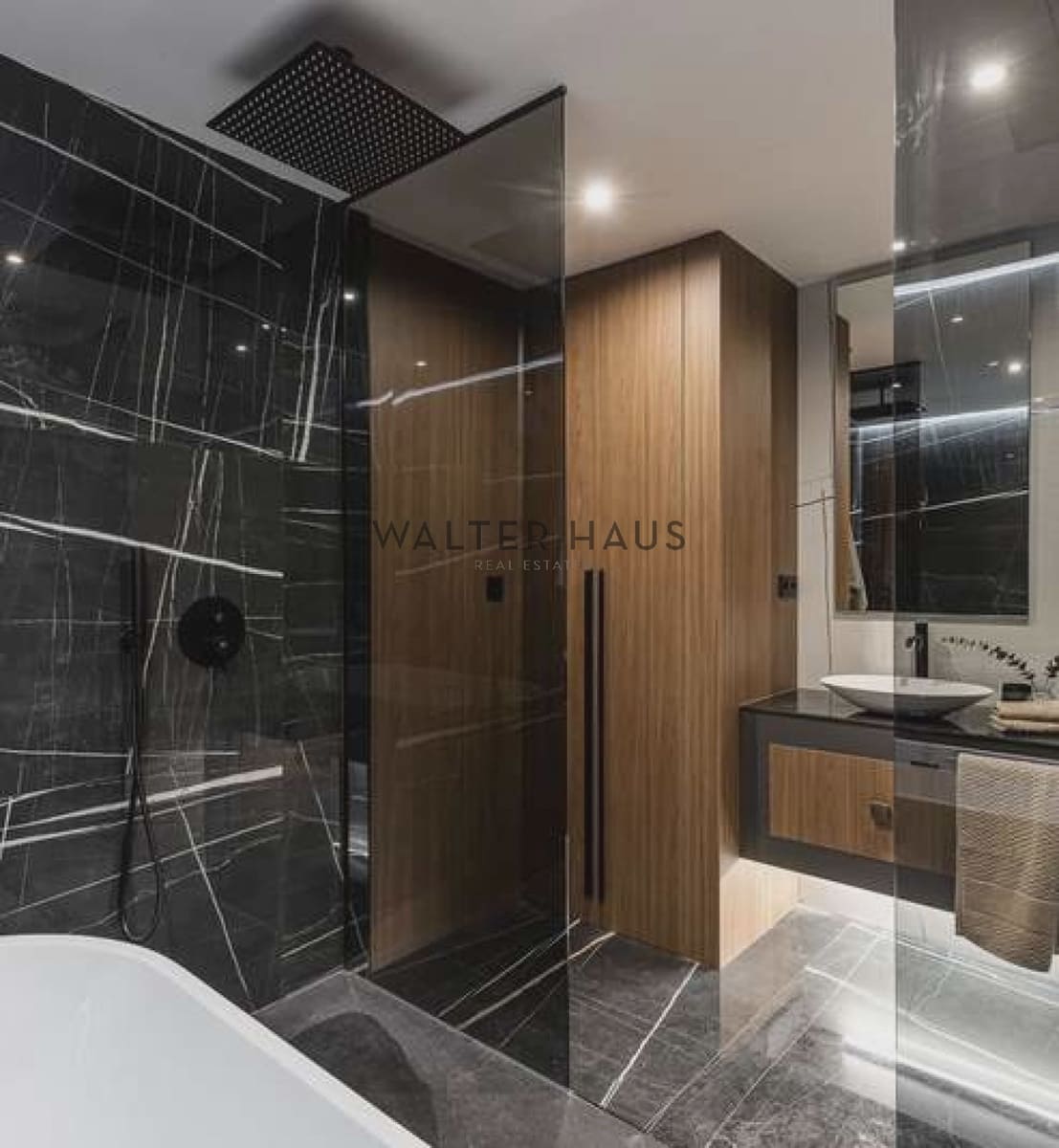 4 bedroom Flat for sale in Madrid city - € 4,700,000 (Ref: 8893854)