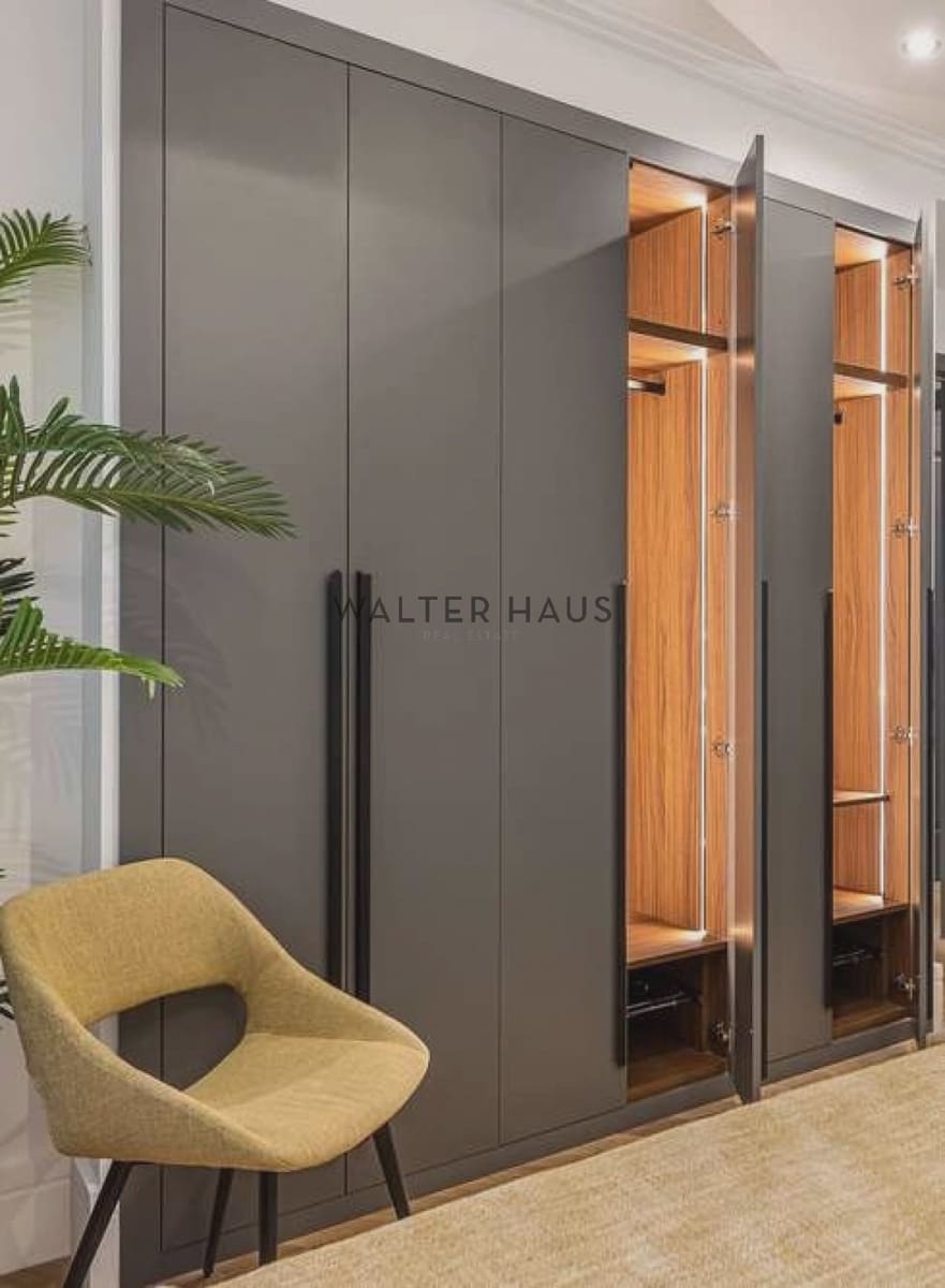 4 bedroom Flat for sale in Madrid city - € 4,700,000 (Ref: 8893854)