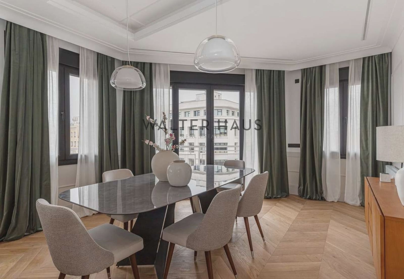 4 bedroom Flat for sale in Madrid city - € 4,700,000 (Ref: 8893854)