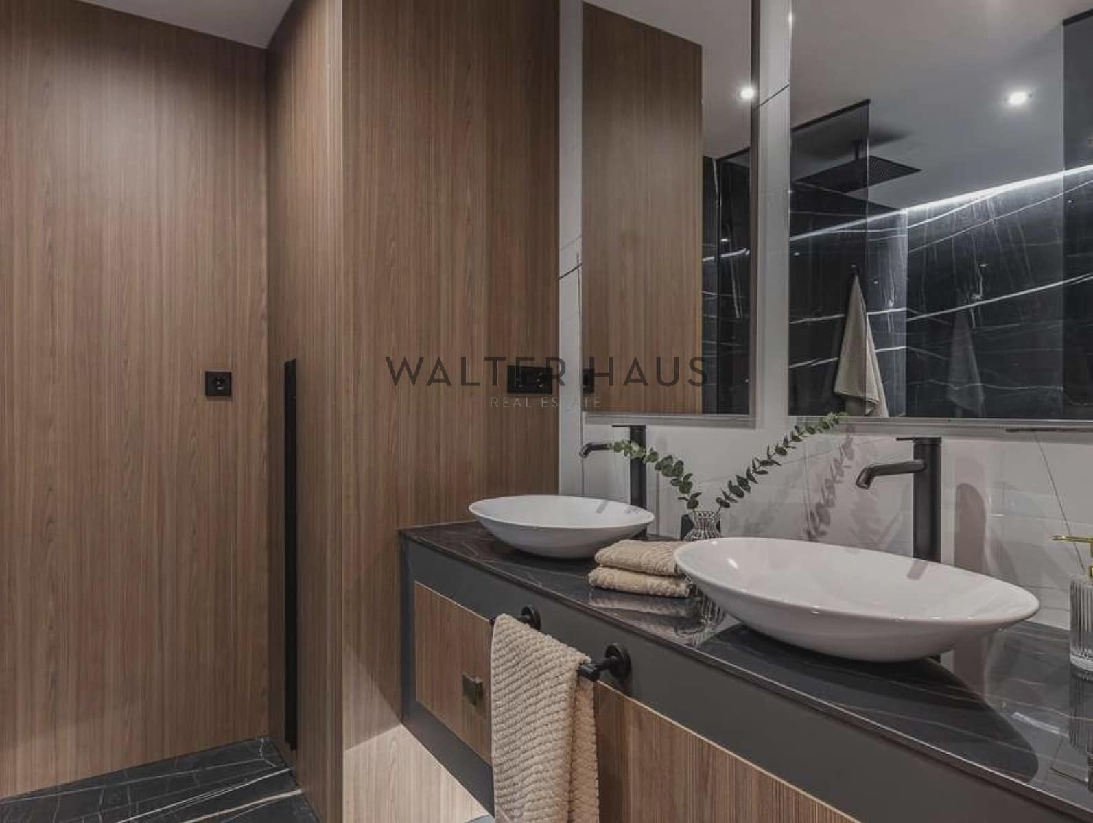 4 bedroom Flat for sale in Madrid city - € 4,700,000 (Ref: 8893854)