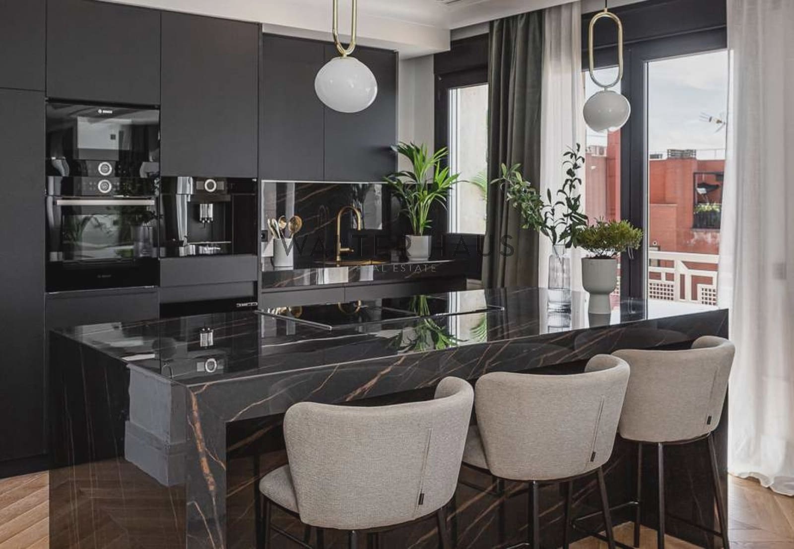 4 bedroom Flat for sale in Madrid city - € 4,700,000 (Ref: 8893854)