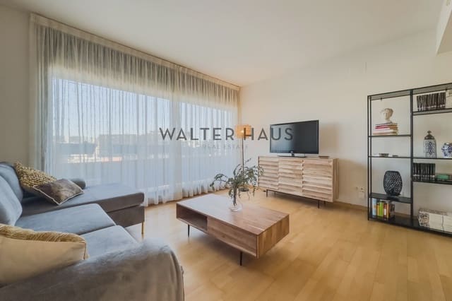 Appartement de 3 chambres à louer à La Vila Olímpica del Poblenou, Barcelone ville - 3 000 € (Ref: 8895947)