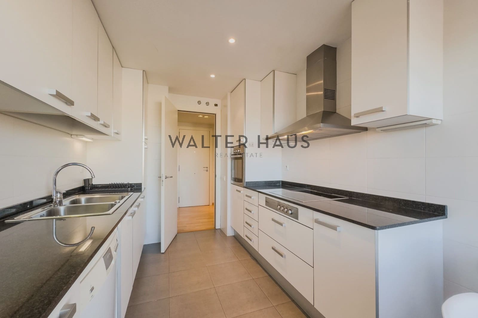 3 makuuhuone Asunto vuokrattavana paikassa Barcelona kaupunki - 3 000 € (Ref: 8895947)