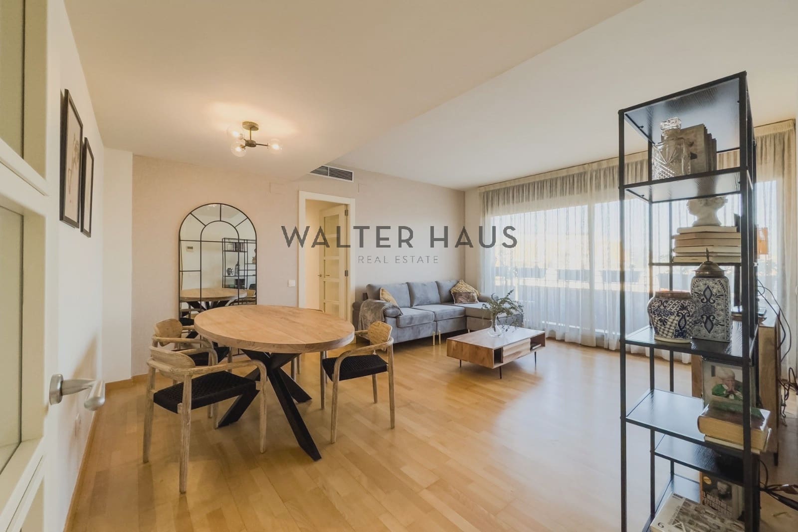 3 makuuhuone Asunto vuokrattavana paikassa Barcelona kaupunki - 3 000 € (Ref: 8895947)