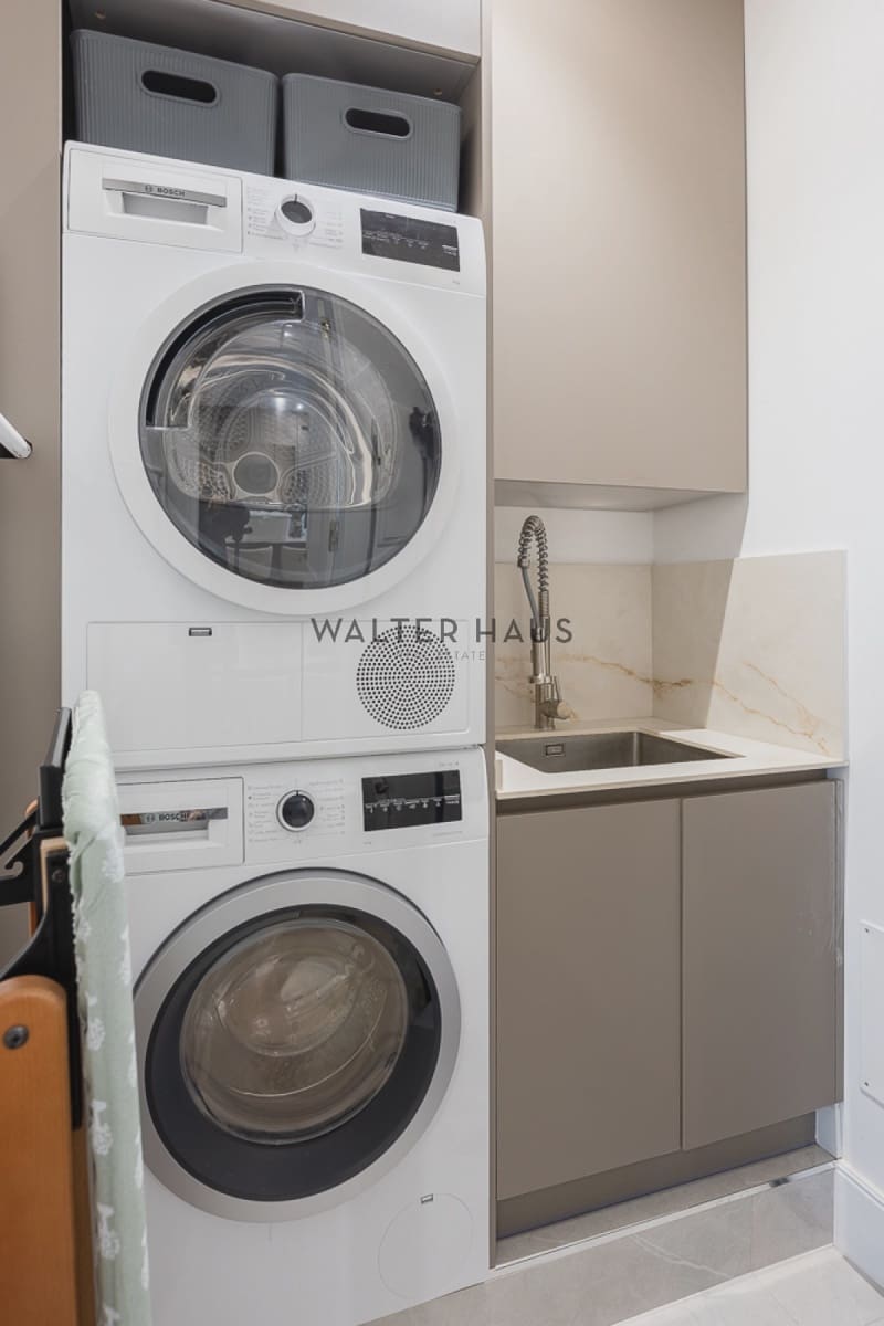 4 bedroom Flat for sale in Madrid city - € 3,790,000 (Ref: 8910021)