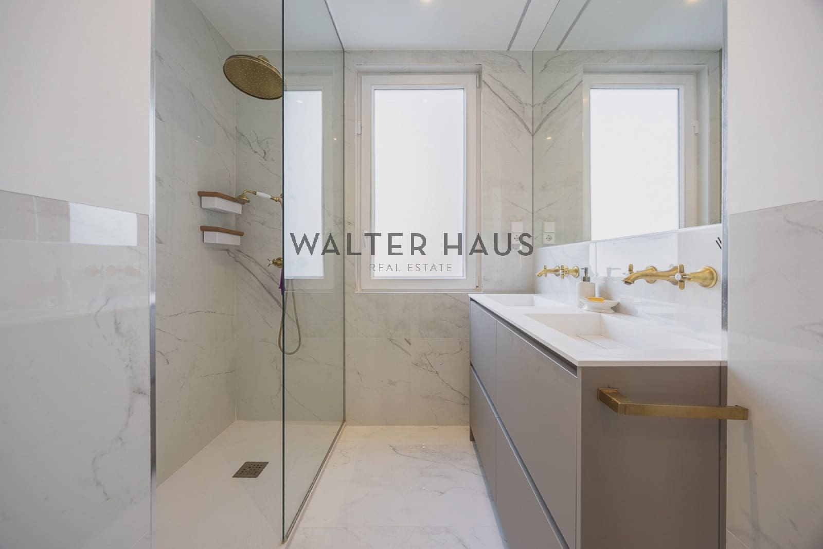 4 bedroom Flat for sale in Madrid city - € 3,790,000 (Ref: 8910021)