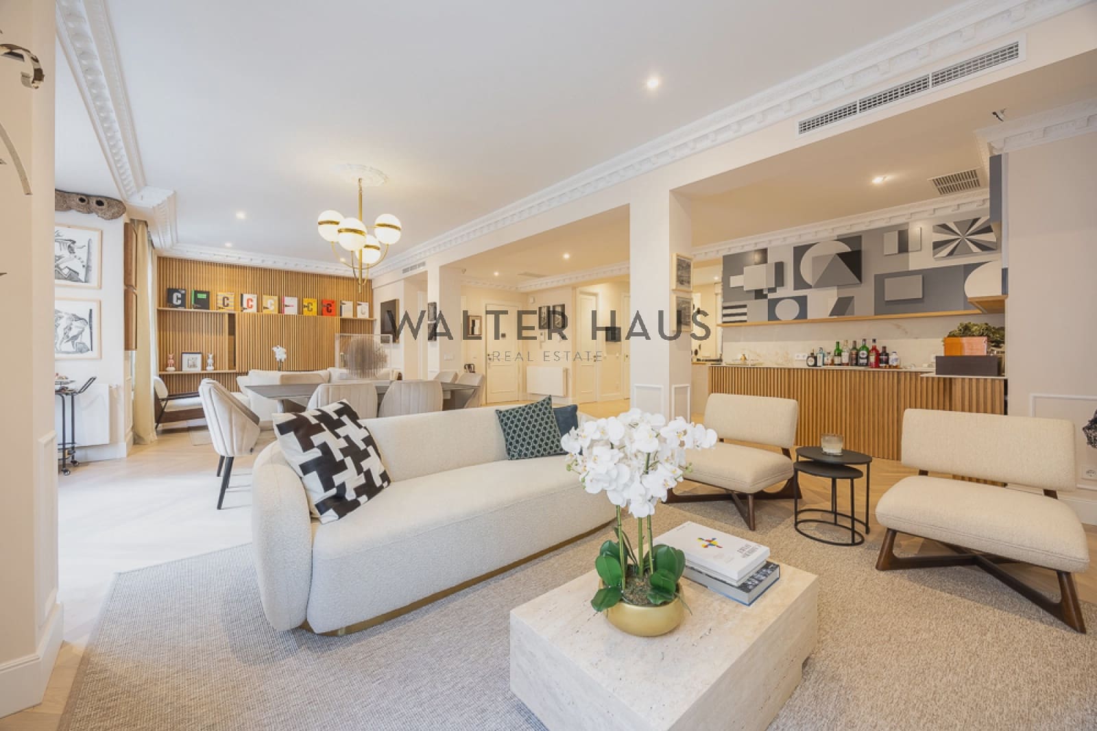 4 bedroom Flat for sale in Madrid city - € 3,790,000 (Ref: 8910021)