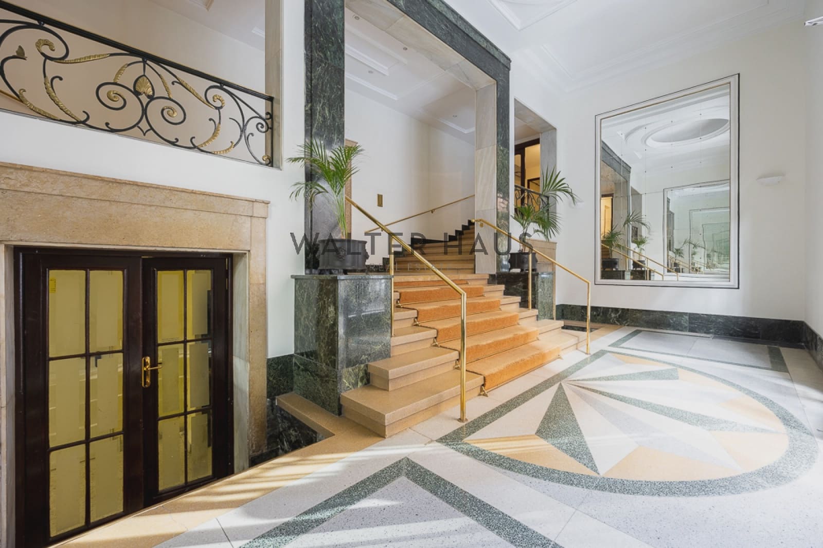 4 bedroom Flat for sale in Madrid city - € 3,790,000 (Ref: 8910021)