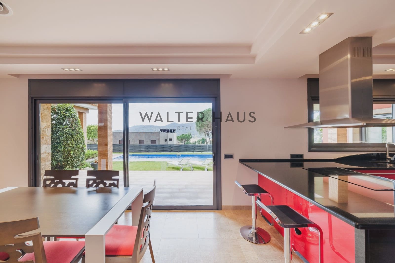 5 soveværelse Lejlighed til salg i Santa Cristina d'Aro med swimmingpool - € 2.100.000 (Ref: 8912275)