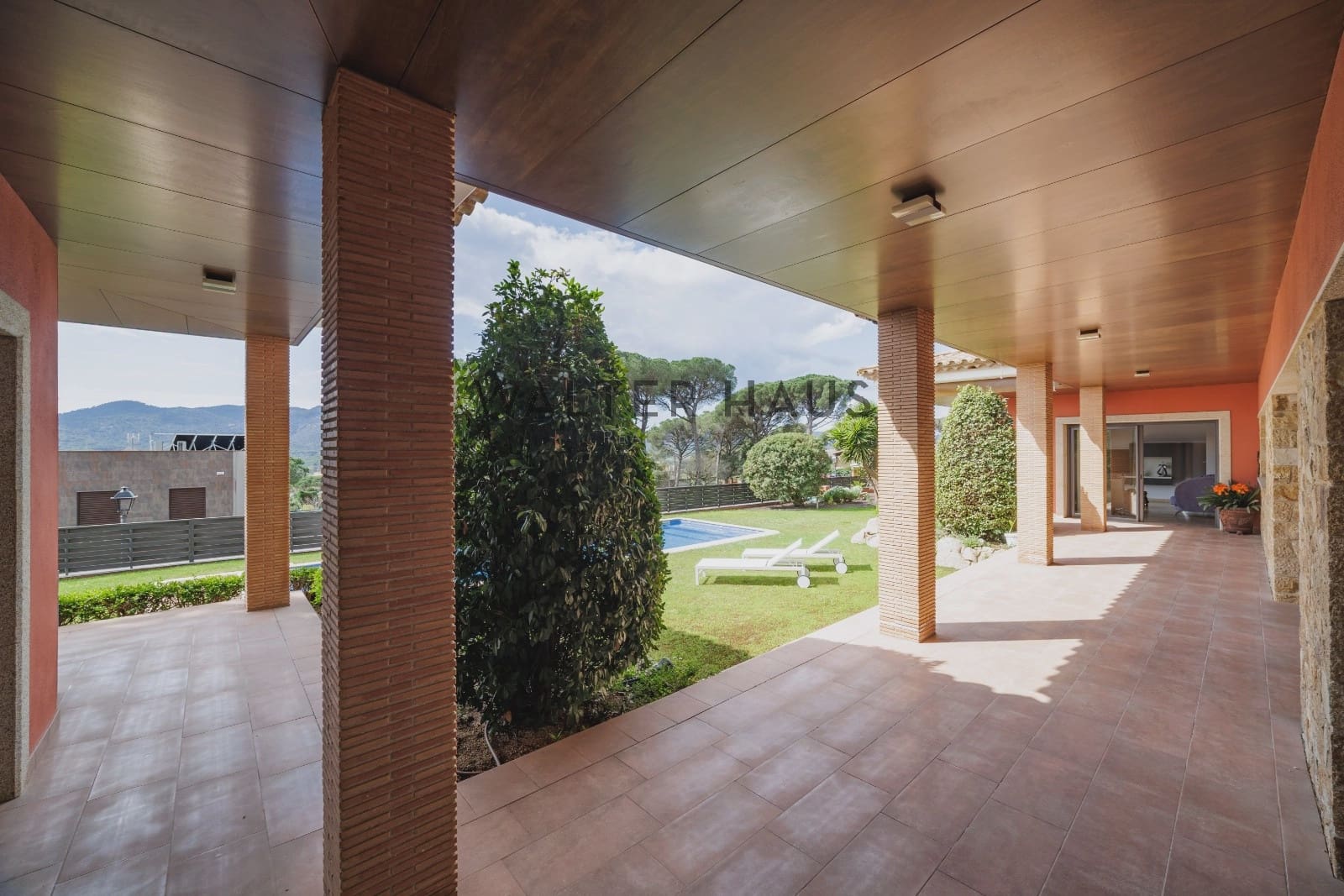 5 soveværelse Lejlighed til salg i Santa Cristina d'Aro med swimmingpool - € 2.100.000 (Ref: 8912275)