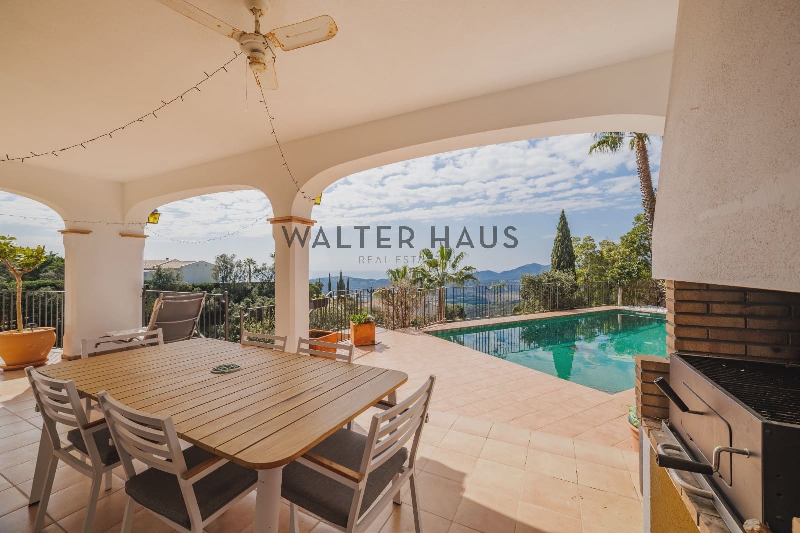 5 soveværelse Lejlighed til salg i Platja d'Aro med swimmingpool - € 1.050.000 (Ref: 8914615)