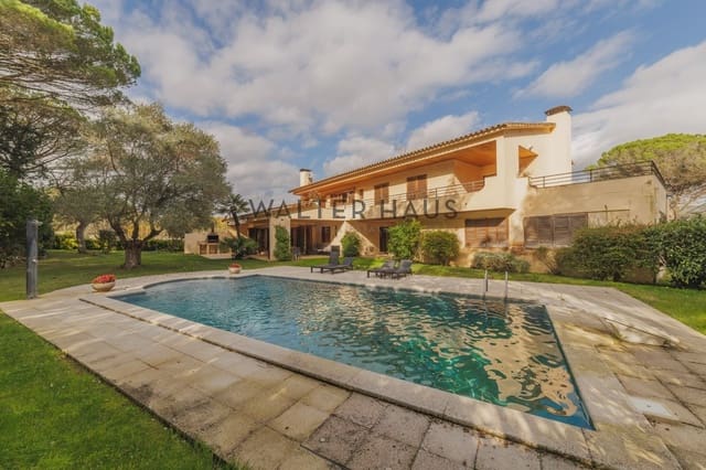 5 chambre Villa/Maison à vendre à Santa Cristina d'Aro avec piscine - 1 400 000 € (Ref: 8933383)
