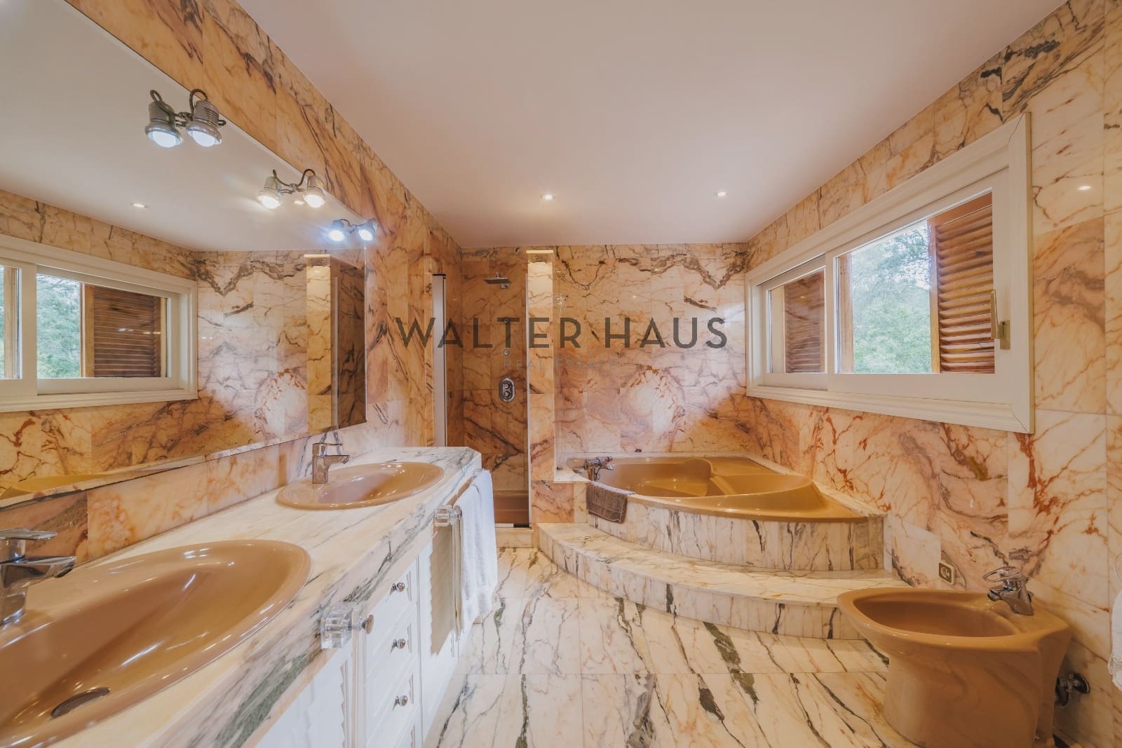 5 chambre Villa/Maison à vendre à Santa Cristina d'Aro avec piscine - 1 400 000 € (Ref: 8933383)