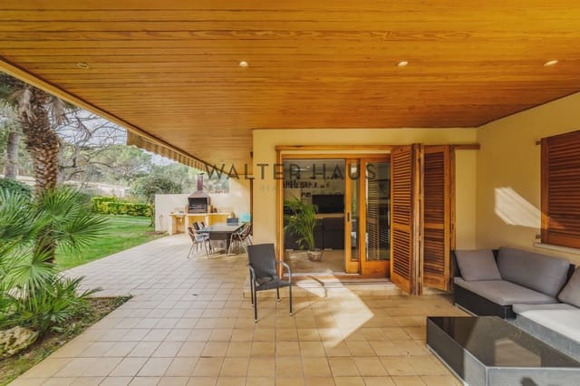 5 chambre Villa/Maison à vendre à Santa Cristina d'Aro avec piscine - 1 400 000 € (Ref: 8933383)